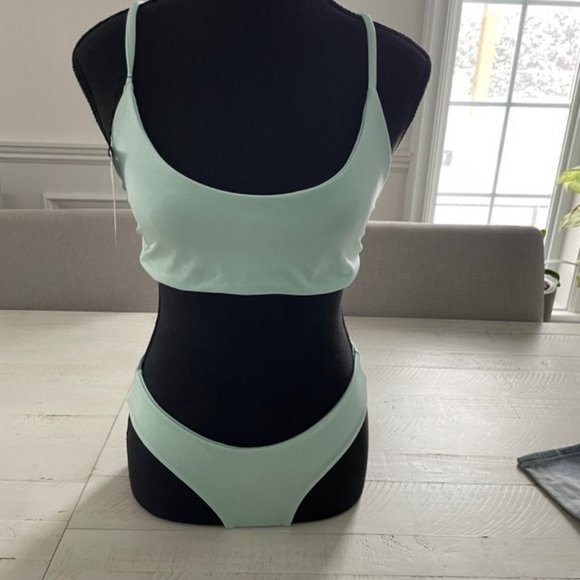 Mennillo Ajustable Bikini Top XL - Picture 3 of 3